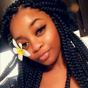 Meet your Posher, Aricka